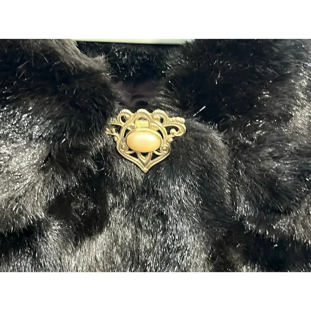 VTG Gold Tone Faux Pearl Fur Clip Victorian Revival Sweater Scarf Collar Clasp